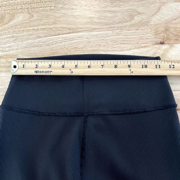 Meshki‎ Ribbed Leggings High Waisted Size S Black Activewear Stretch Gym Workout - Picture 6 of 9